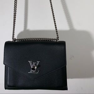 MYLOCKME BB Louis Vuitton